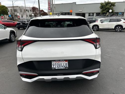 2023 Kia Sportage LX