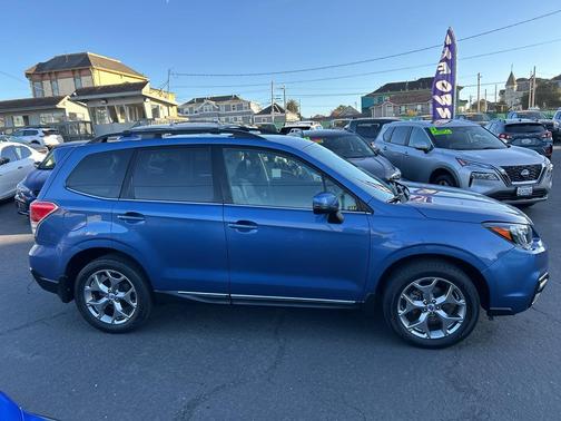 2017 Subaru Forester 2.5i Touring