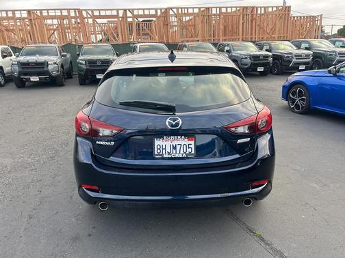 2018 Mazda Mazda3 Touring