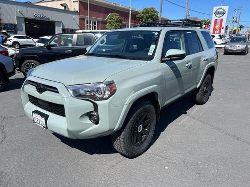 Lunar Rock 2022 Toyota 4Runner Trail Special Edition