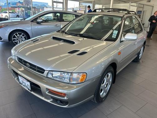 2000 Subaru Outback 