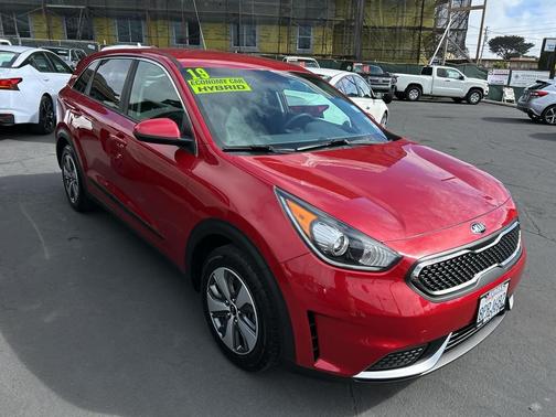 Runway Red 2019 Kia Niro FE
