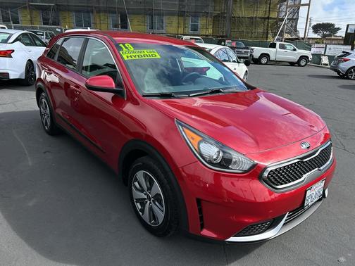 Runway Red 2019 Kia Niro FE