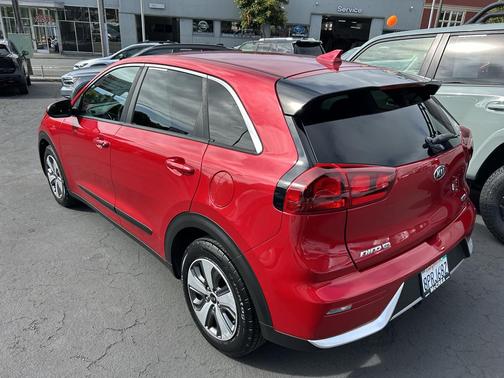 Runway Red 2019 Kia Niro FE