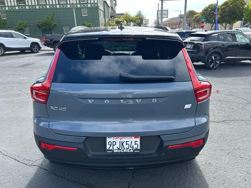 Thunder Gray 2021 Volvo XC40 Recharge Pure Electric P8