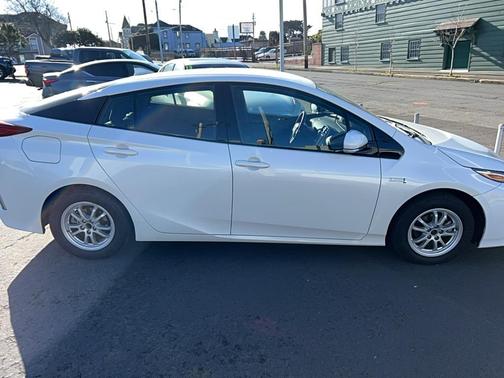 2019 Toyota Prius Prime Plus