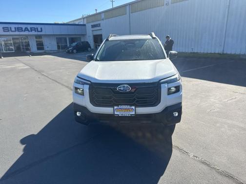 Crystal White Pearl 2026 Subaru Outback Premium