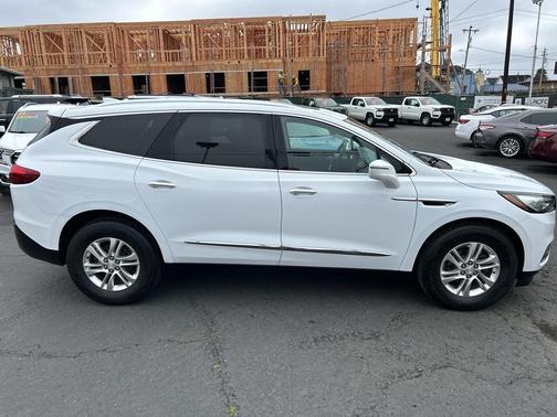 2018 Buick Enclave Essence