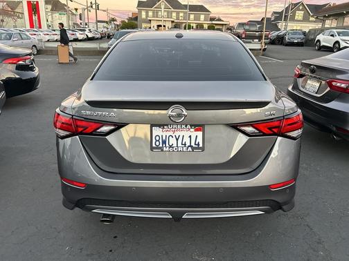 2021 Nissan Sentra SR