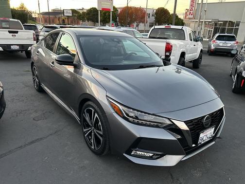 2021 Nissan Sentra SR