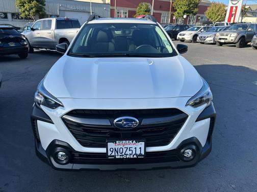 Crystal White Pearl 2024 Subaru Outback Premium