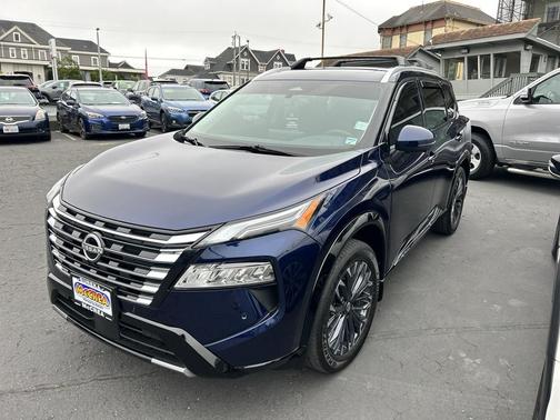 Deep Ocean Blue 2025 Nissan Rogue Platinum