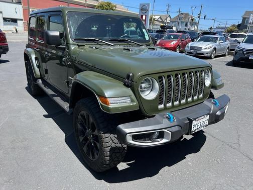 Sarge Green 2022 Jeep Wrangler Unlimited 4xe Sahara