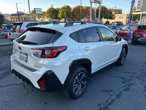 Crystal White Pearl 2025 Subaru Crosstrek Premium