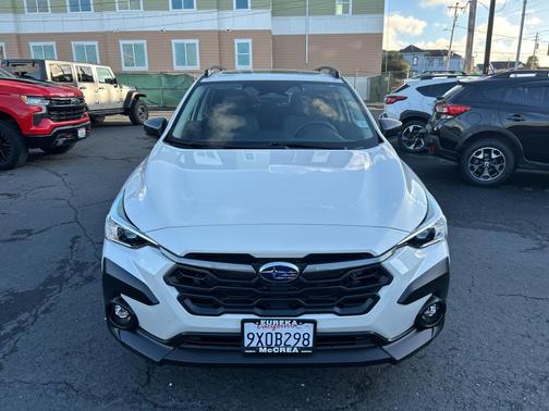 Crystal White Pearl 2025 Subaru Crosstrek Premium