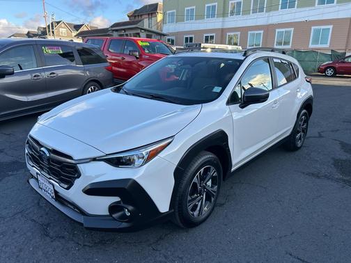 Crystal White Pearl 2025 Subaru Crosstrek Premium
