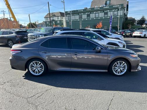 2018 Toyota Camry XLE