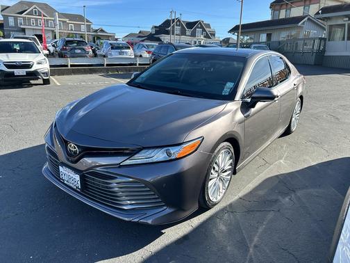 2018 Toyota Camry XLE