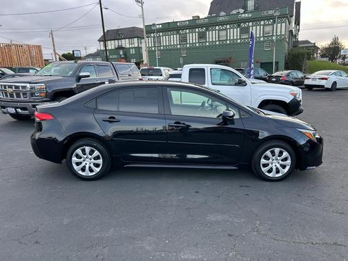 2023 Toyota Corolla Hybrid LE