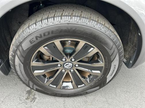 2017 Nissan Armada Platinum