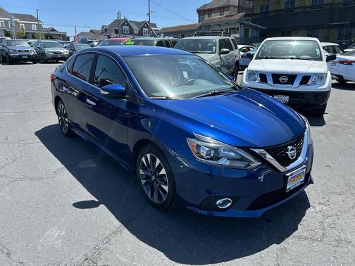 Gray 2017 Nissan Sentra SR