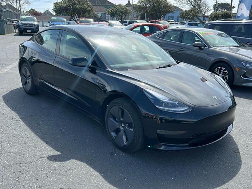 2022 Tesla Model 3 Base