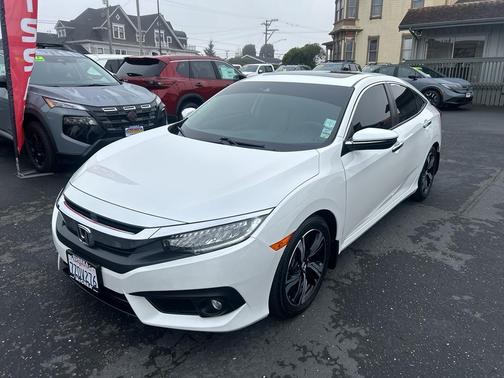 2017 Honda Civic Touring