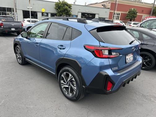 Horizon Blue Pearl 2024 Subaru Crosstrek Premium