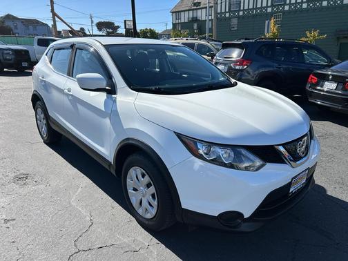 2018 Nissan Rogue Sport S