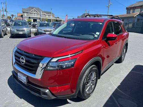 Scarlet Ember 2024 Nissan Pathfinder SV