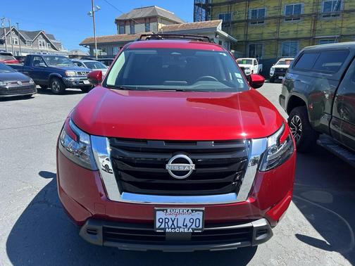Scarlet Ember 2024 Nissan Pathfinder SV