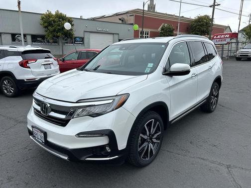 Platinum White Pearl 2020 Honda Pilot Touring 8-Passenger