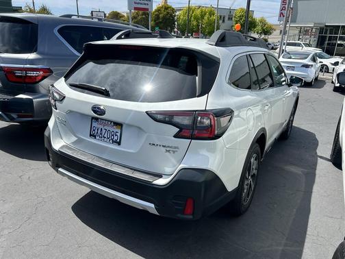 2021 Subaru Outback Limited XT