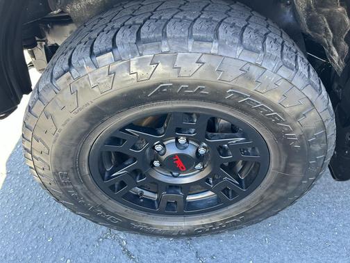 2023 Toyota 4Runner TRD Off Road
