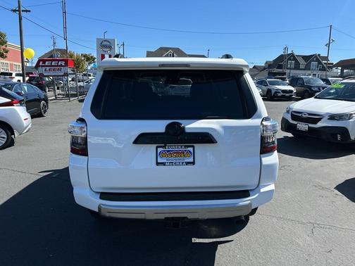 2023 Toyota 4Runner TRD Off Road