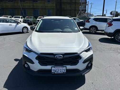 Crystal White Pearl 2025 Subaru Crosstrek Premium