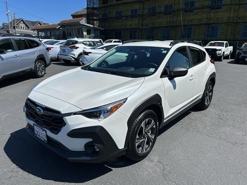 Crystal White Pearl 2025 Subaru Crosstrek Premium