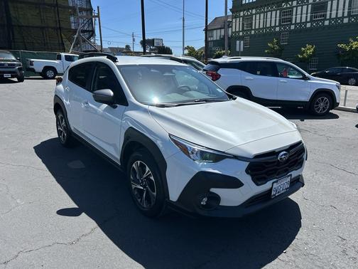 Crystal White Pearl 2025 Subaru Crosstrek Premium