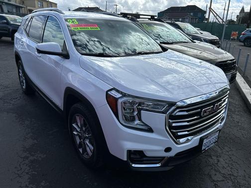 2023 GMC Terrain SLT
