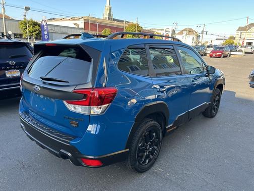 Geyser Blue 2022 Subaru Forester Wilderness