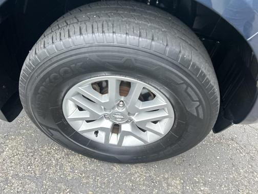 2021 Nissan Frontier SV