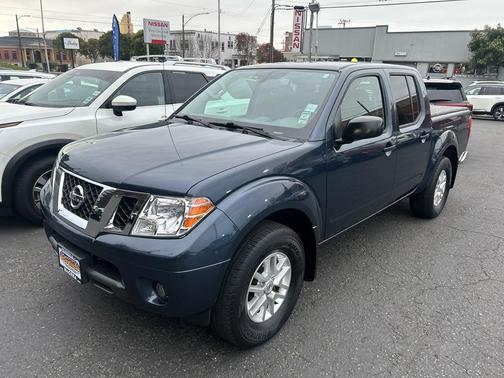 2021 Nissan Frontier SV