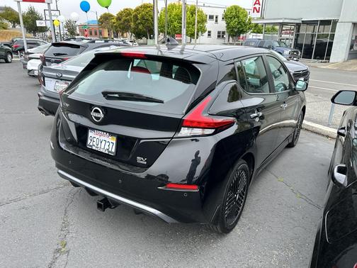 2023 Nissan Leaf SV PLUS