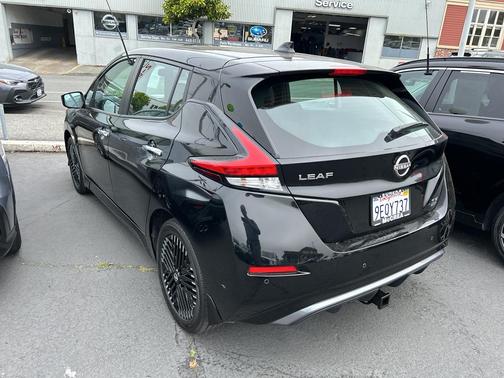2023 Nissan Leaf SV PLUS