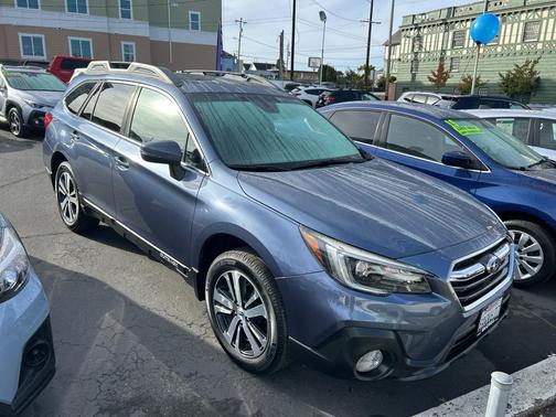 Twilight Blue Metallic 2018 Subaru Outback 2.5i Limited