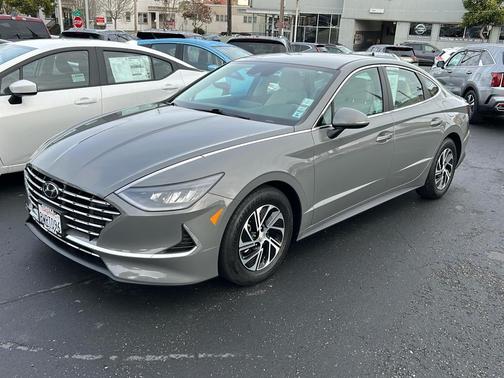 2021 Hyundai SONATA Hybrid Blue