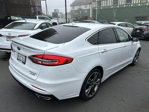 2020 Ford Fusion Titanium