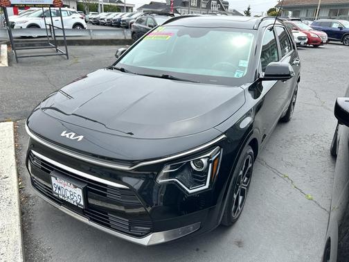 2024 Kia Niro EX Touring
