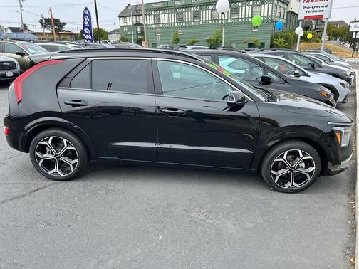 2024 Kia Niro EX Touring