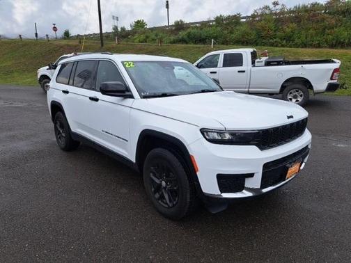 2022 Jeep Grand Cherokee L Laredo